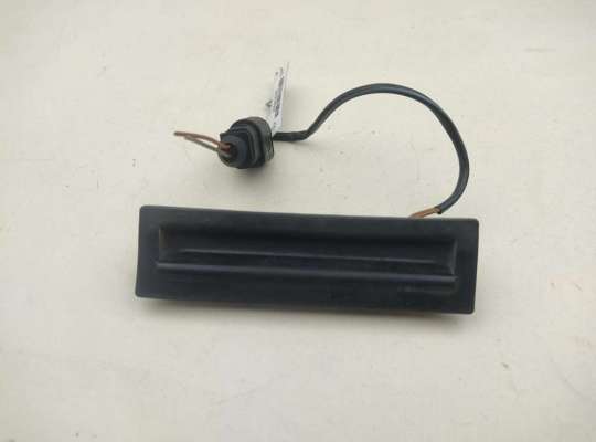 Кнопка открывания багажника VG2811339 на Volkswagen Passat B5+ (GP)