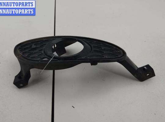 купить Рамка фары противотуманной правой на Mercedes CLS-Class C219 (2004-2010)