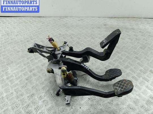 купить Узел педальный на Volkswagen Passat B5