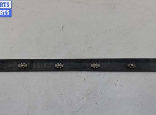 Молдинг на Mercedes-Benz Vito (W639)