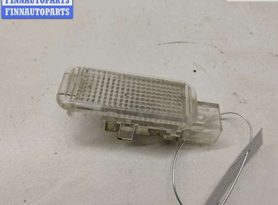 купить Фонарь салонный (плафон) на Audi A6 C5 (1997-2005)