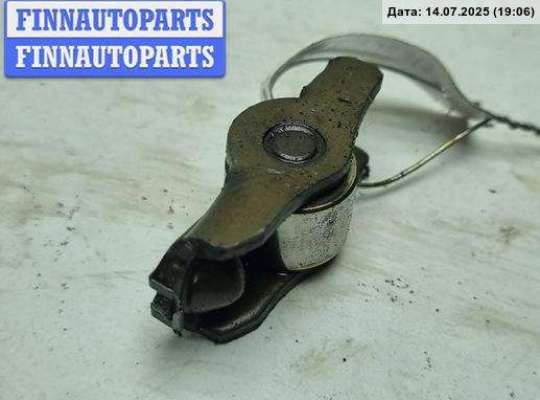 купить Коромысло клапана (рокер) на Volkswagen Golf-5