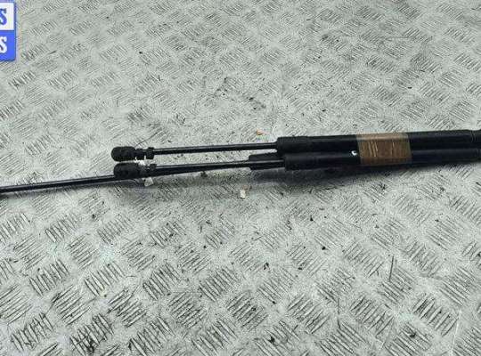 купить Амортизатор крышки (двери) багажника на Volkswagen Passat B7