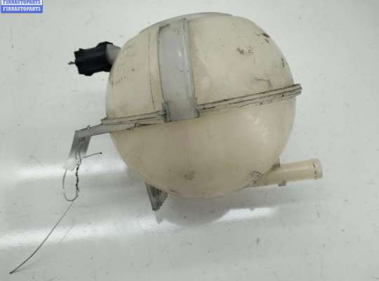 Купить Бачок расширительный на Volkswagen Golf-5 Бачок расширительный VG2586875 на Volkswagen Golf-5