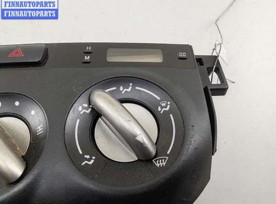 купить Переключатель отопителя на Toyota RAV4 (2000-2006) XA20