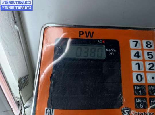 Ручка крышки багажника (задней двери)