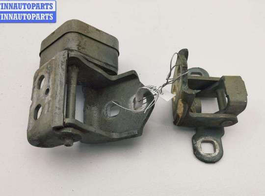 Купить Петля двери передней правой на Renault Scenic II (2003-2009) Петля двери передней правой RN1588735 на Renault Scenic II (2003-2009)
