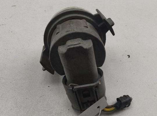 купить Патрон лампы фары на BMW 3 E46 (1998-2006)