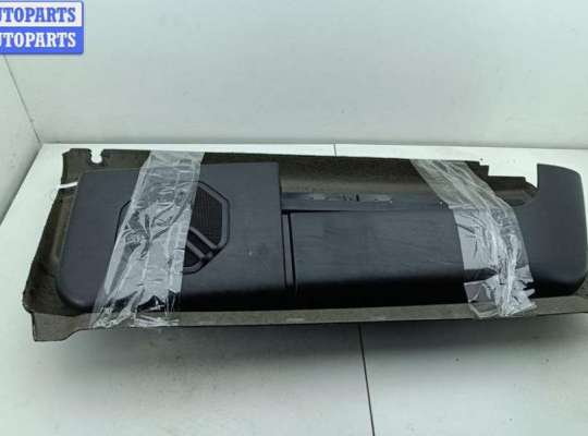 купить Обшивка двери передней правой (дверная карта) на Volkswagen Passat B3