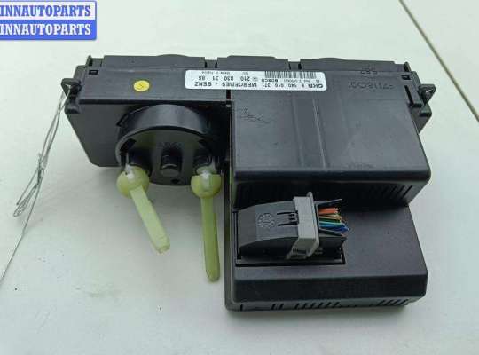 купить Переключатель отопителя на Mercedes C-Class W202 (1993-2000)