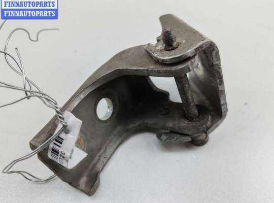купить Петля двери передней левой на Peugeot 407