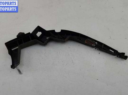 купить Кронштейн бампера переднего на Volkswagen Passat B5