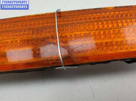 купить Фонарь габаритный передний правый на Volvo S40 / V40 (1995-2004)