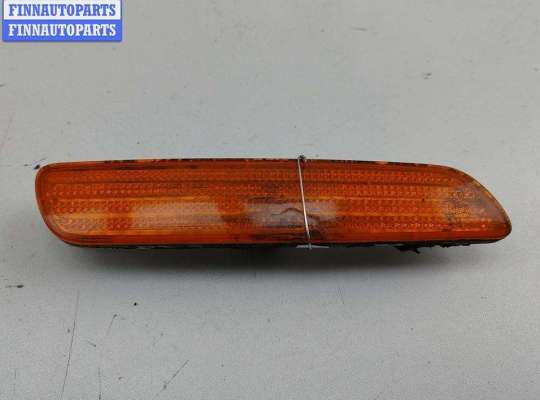 купить Фонарь габаритный передний правый на Volvo S40 / V40 (1995-2004)