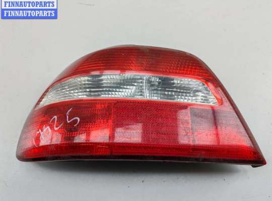 Фонарь задний левый VL558225 на Volvo S40 / V40 (1995-2004)
