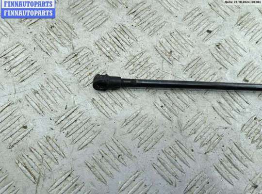 Амортизатор капота на Volkswagen Golf IV (1J)