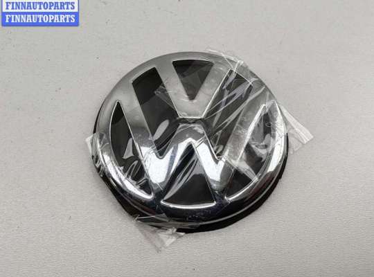 Эмблема (значок) на Volkswagen Passat B4 (3A)