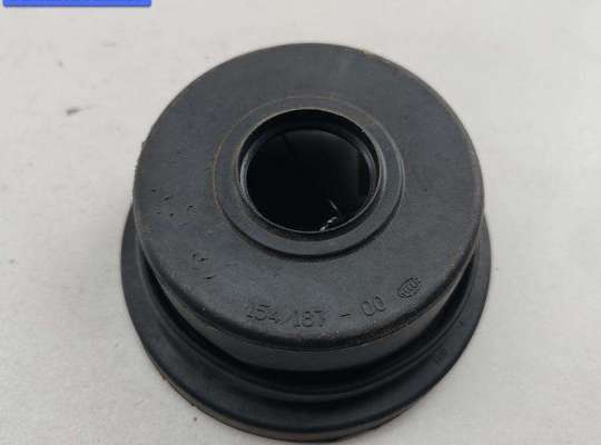 купить Крышка (заглушка) задняя фары левой на BMW 5 E39 (1995-2003)