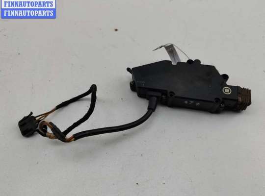 купить Активатор (привод) замка двери сдвижной на Volkswagen Transporter T4