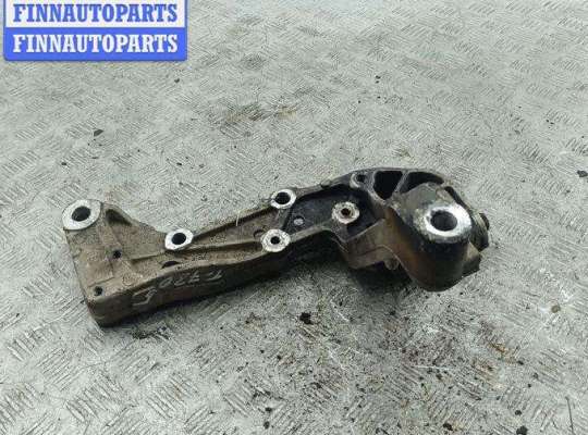 купить Рычаг подвески передний правый на Volkswagen Touran