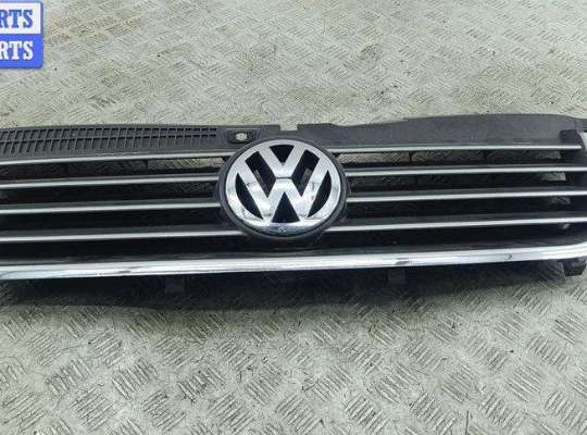 купить Решетка радиатора на Volkswagen Passat B5+ (GP)