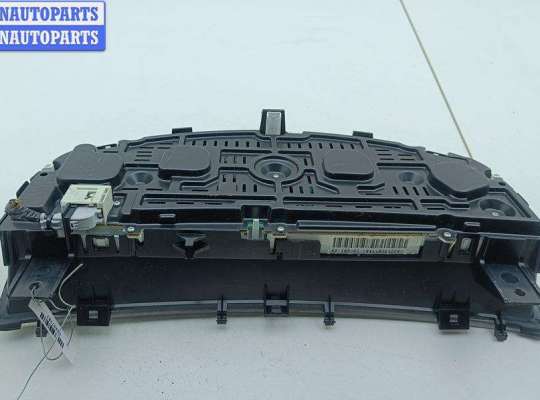 Щиток приборов на Opel Vectra C