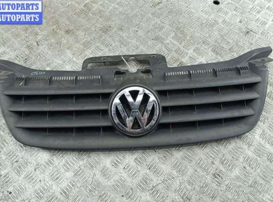 купить Решетка радиатора на Volkswagen Caddy (2004-2010)