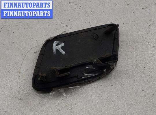 купить Решётка (заглушка) в бампер на Volkswagen Passat B6