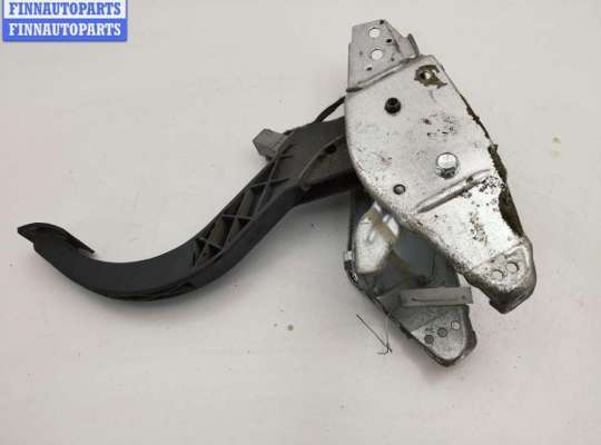 купить Педаль сцепления на Opel Astra H (2004-2009)
