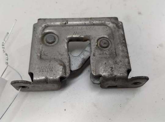 Замок капота BM3254683 на BMW 3 E90/E91/E92/E93 (2005-2013)