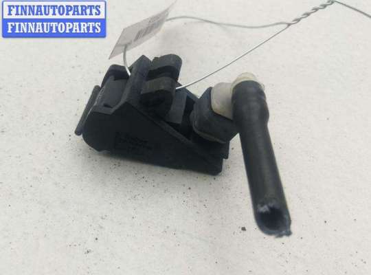 купить Форсунка омывателя фар на Skoda Octavia mk2 (A5 1Z) 2004-2013