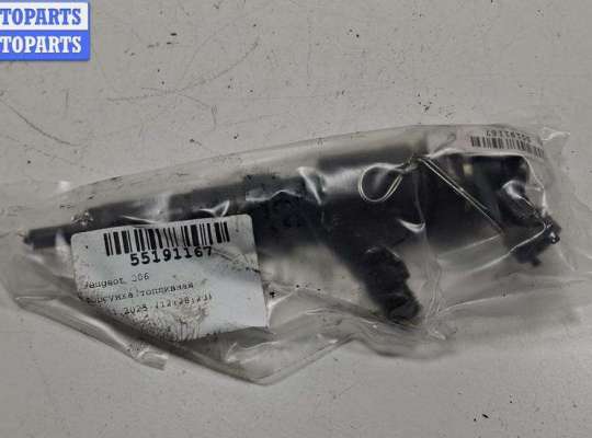 купить Форсунка топливная на Peugeot 206