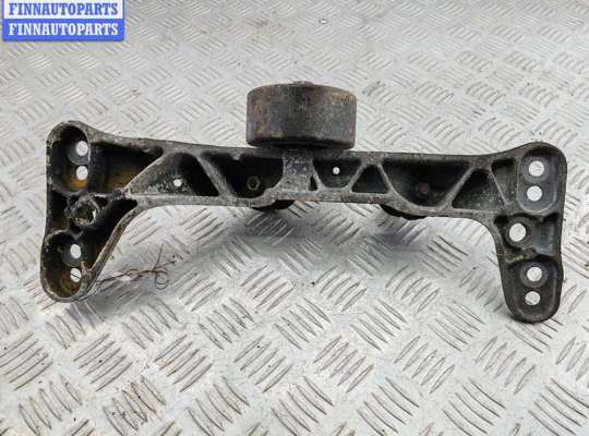 купить Кронштейн КПП опорный на BMW 3 E36 (1991-2000)