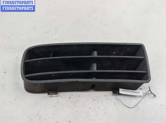 купить Решётка (заглушка) в бампер на Volkswagen Golf-4