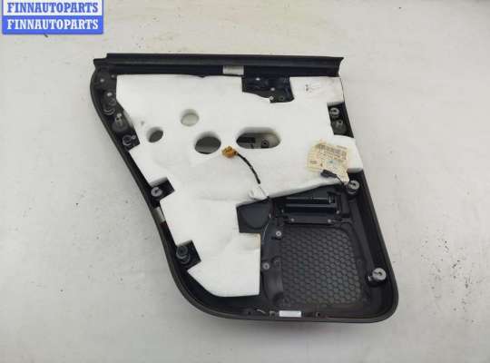 купить Обшивка двери задней правой (дверная карта) на Volkswagen Touareg