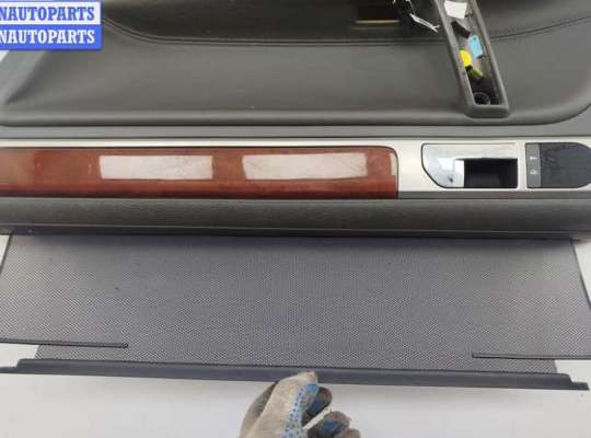 купить Обшивка двери задней правой (дверная карта) на Volkswagen Touareg