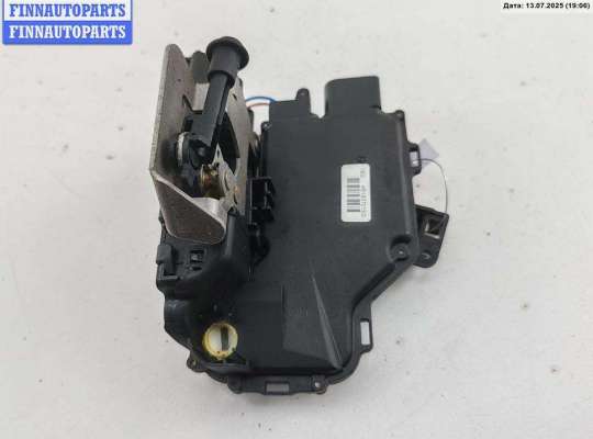 купить Замок двери передней левой на Audi A4 B6 (2001-2004)