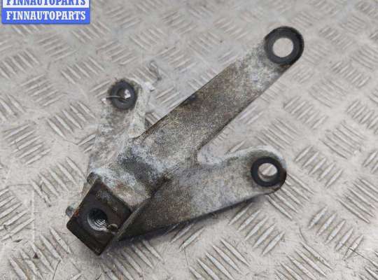 Кронштейн КПП опорный FO2086893 на Ford Focus II (2004-2011)