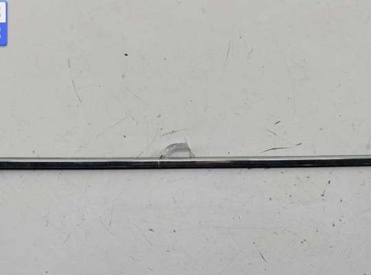 купить Молдинг стекла двери передней левой наружный на BMW 5 E39 (1995-2003)