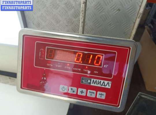 купить Молдинг двери передней правой на Volkswagen Golf-5