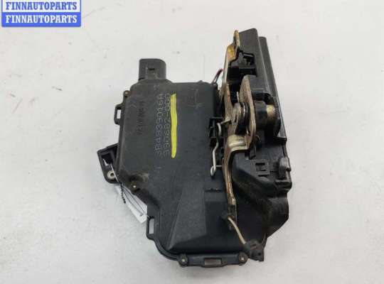 купить Замок двери задней правой на Volkswagen Passat B5