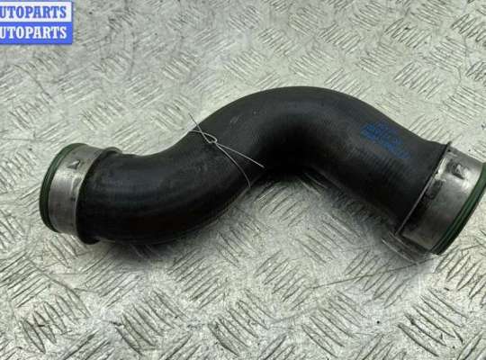 Патрубок интеркулера VG2778480 на Volkswagen Passat B6
