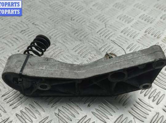 купить Кронштейн генератора на Skoda Fabia mk1 (6Y)