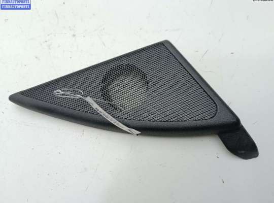 Накладка на зеркало правое MB1488429 на Mercedes C-Class W203 (2000-2006)