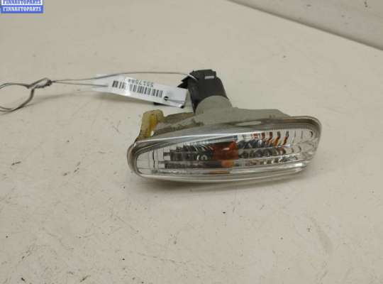 купить Повторитель поворота правый на Hyundai i30