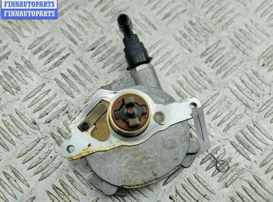 купить Насос вакуумный на Mercedes C-Class W204 (2007-2015)