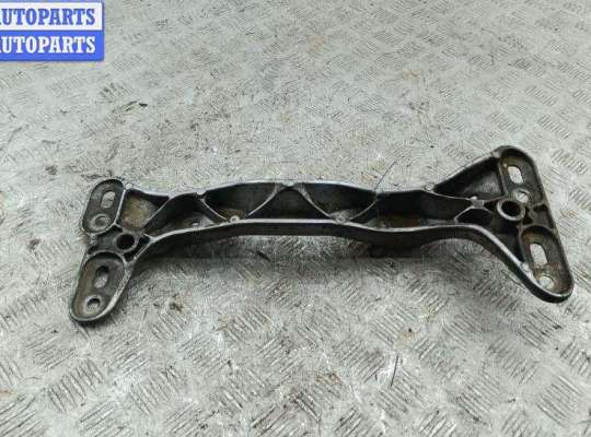 купить Кронштейн КПП опорный на BMW 3 E36 (1991-2000)