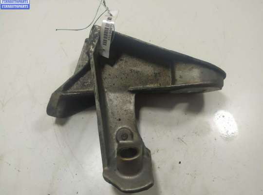 купить Кронштейн двигателя опорный на Audi 100 C3 (1982-1991)