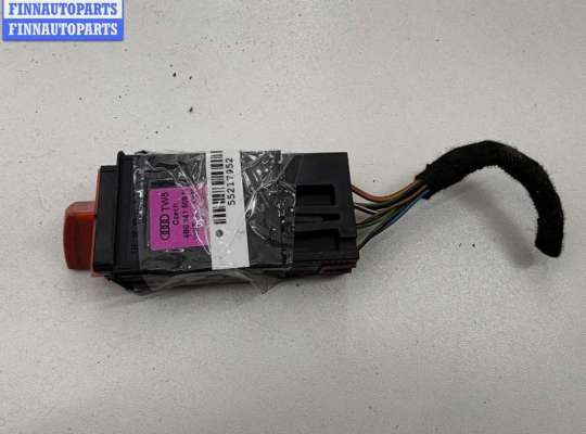 купить Кнопка аварийной сигнализации (аварийки) на Audi A6 C5 (1997-2005)