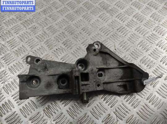 купить Кронштейн генератора на Renault Megane II (2002-2008)